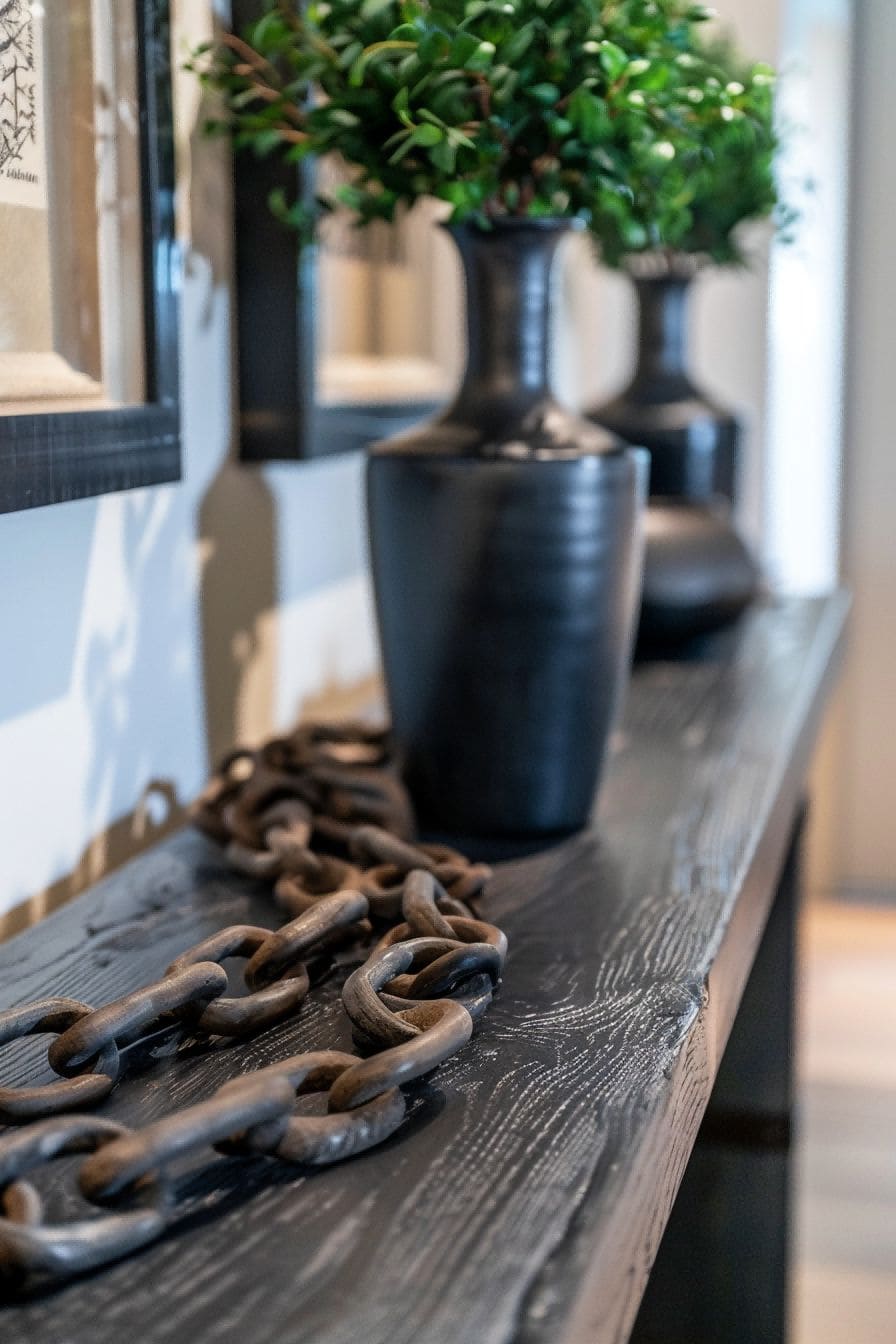 Grab a Chain For Entryway Table Decor Ideas 1711642669 3