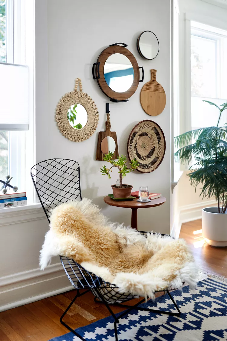 23 Creative Ideas for Decorating With Mirrors 52 DIY Garrisons