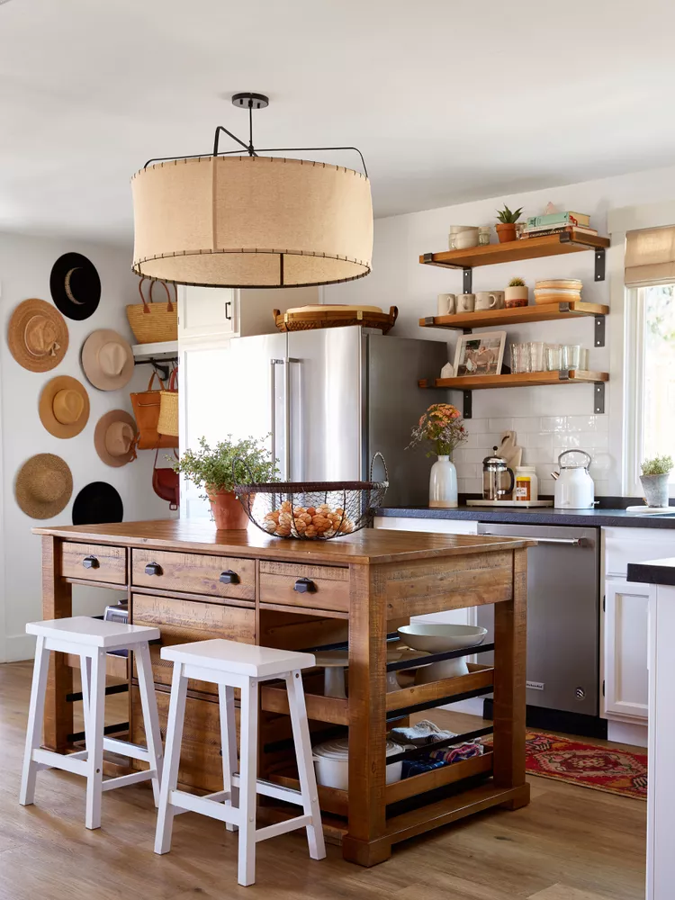 45 Fresh Kitchen Wall Decor Ideas to Express Your Personality 67 kitchen wall decor