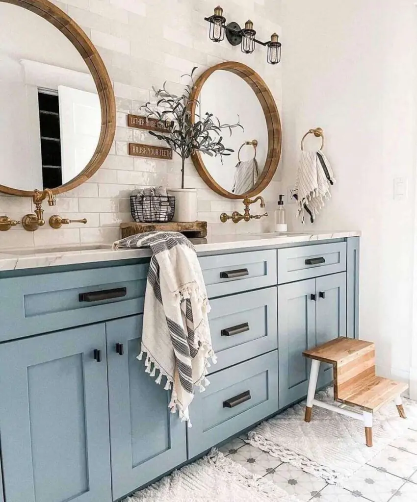 29 Modern Farmhouse Bathroom Designs with Lasting Style 1 Modern Farmhouse Bathroom