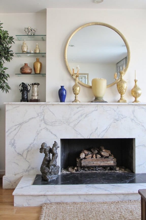 18 Luxurious Living Room Ideas With Sophisticated Style Details 11 elegant decorative sculpture arrangement