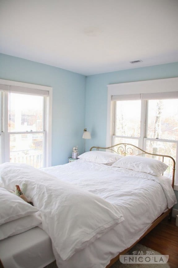 23 Small Bedroom Makeover Ideas With a Big Style Impact 2 light colors expand spaces