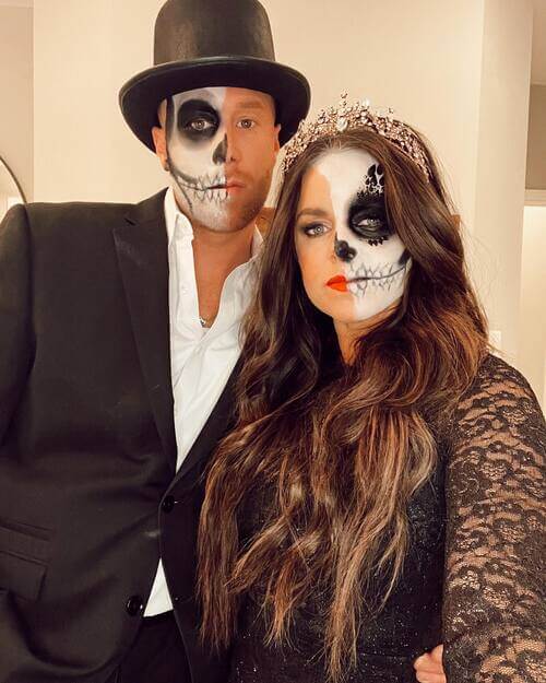 Simple skeleton face-paint couple costume Halloween