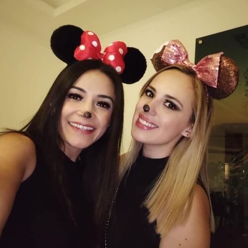 Minnie Mousse Halloween costume best friends