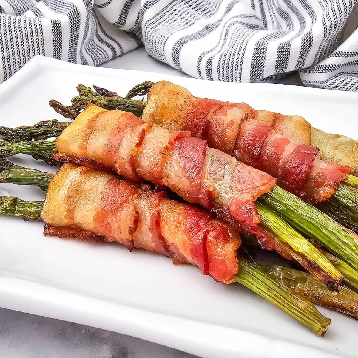 Roasted Bacon-Wrapped Asparagus Bundles 1 Roasted Bacon-Wrapped Asparagus Bundles