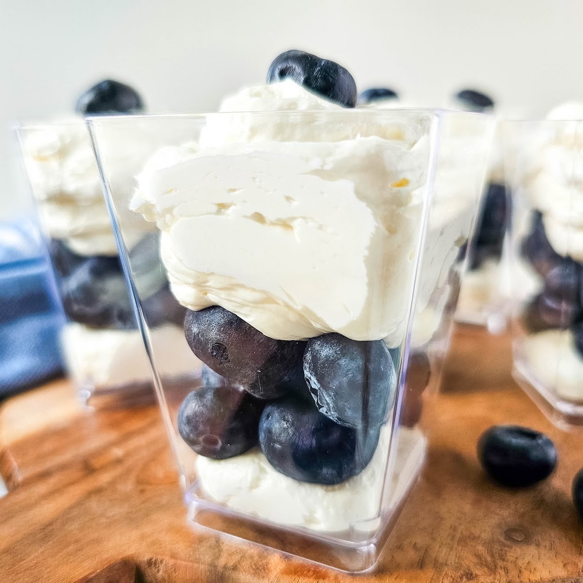 Blueberry Cheesecake Parfaits 1 blueberry cheesecake parfait featured image