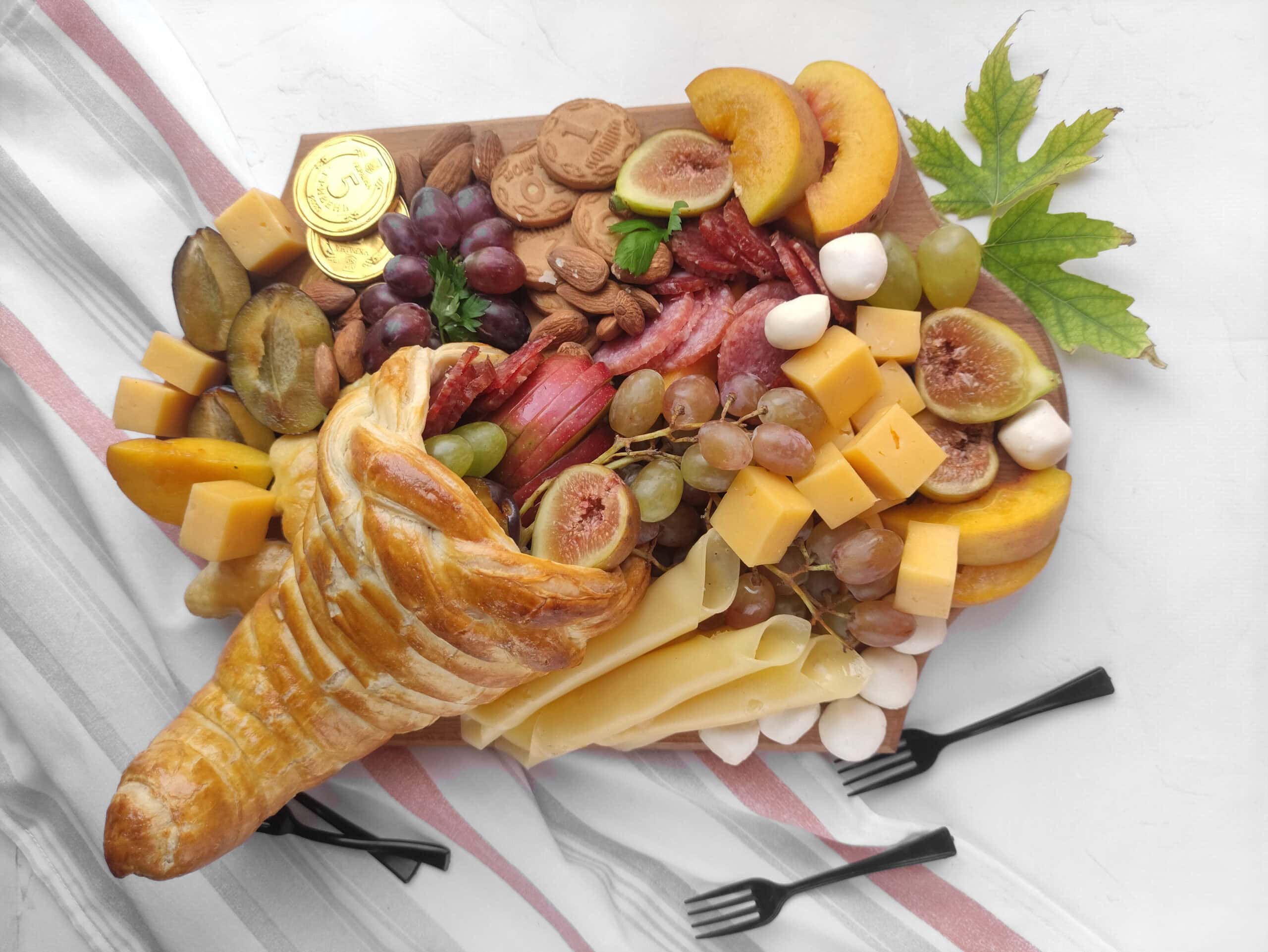 Cornucopia Charcuterie Board with Fresh and Savory Treats 1 Cornucopia Charcuterie Board with Fresh and Savory Treats