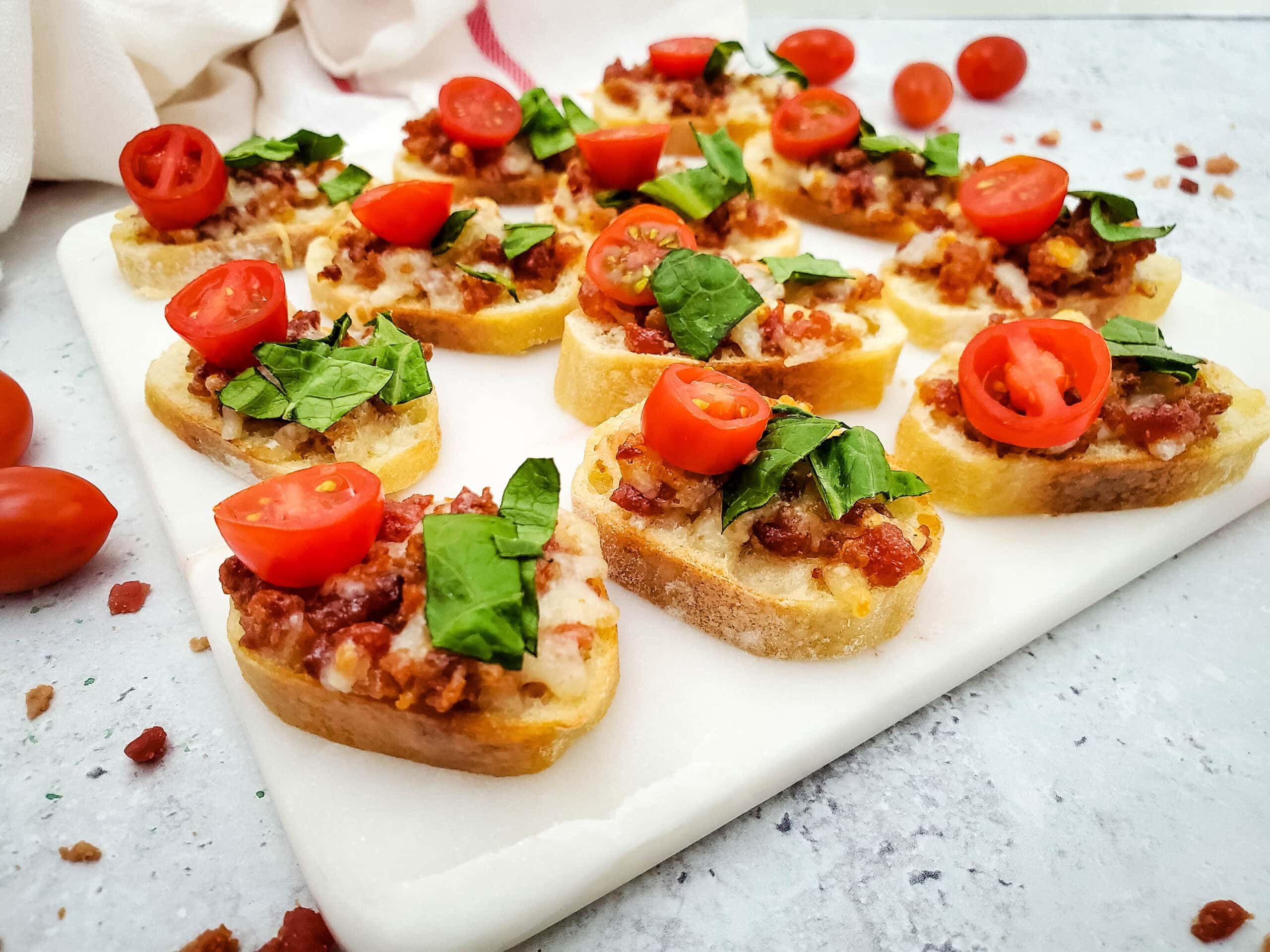 Bacon-Topped BLT Crostini 1 Bacon-Topped BLT Crostini