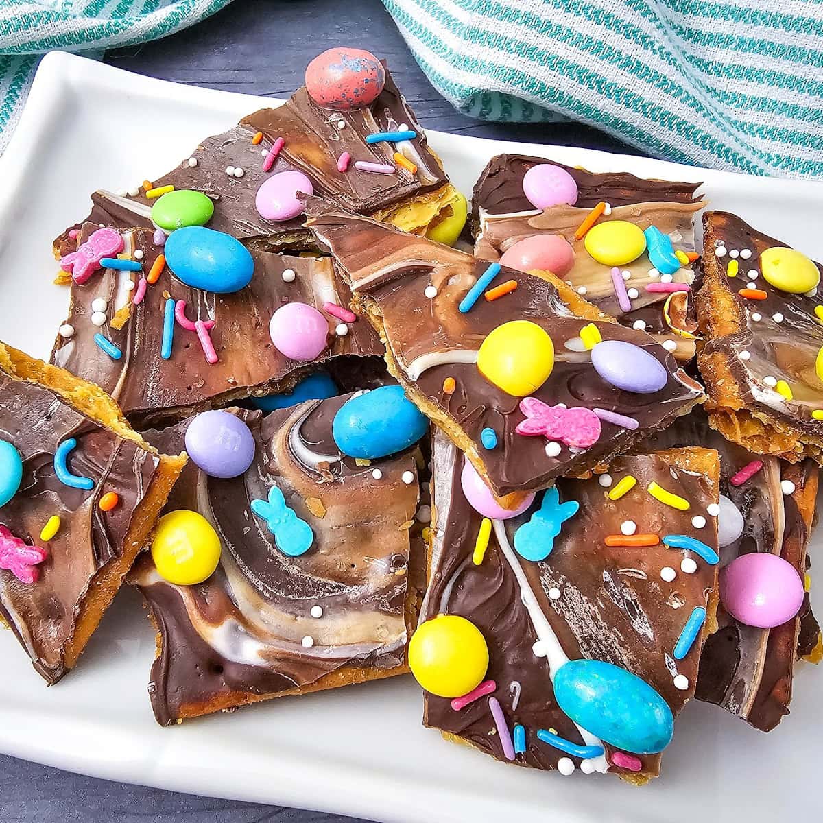 Easter Cracker Bark 1 easter cracker bark featured image