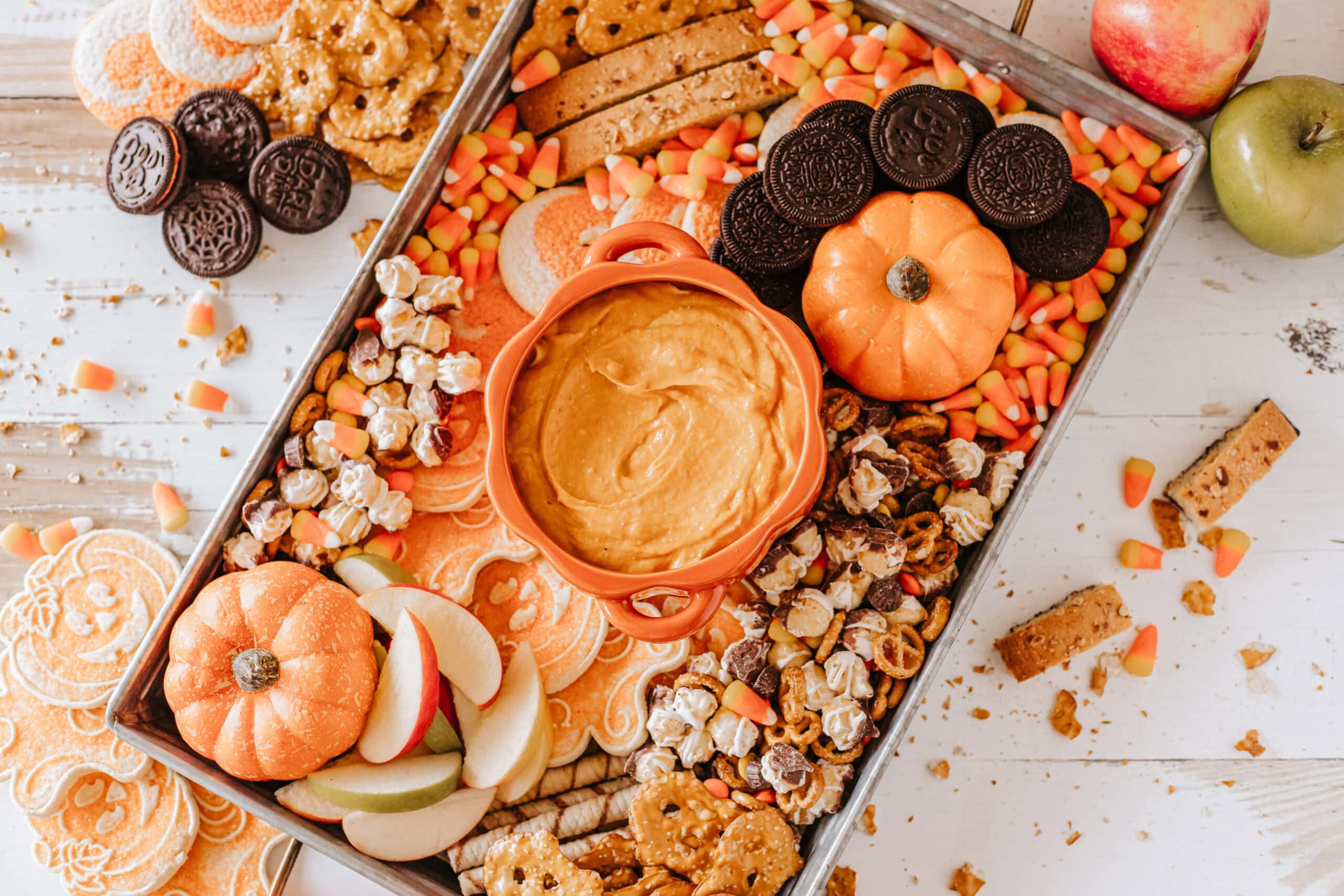 Fall Charcuterie Board with Pumpkin Pie Dip 1 Fall Charcuterie Board with Pumpkin Pie Dip