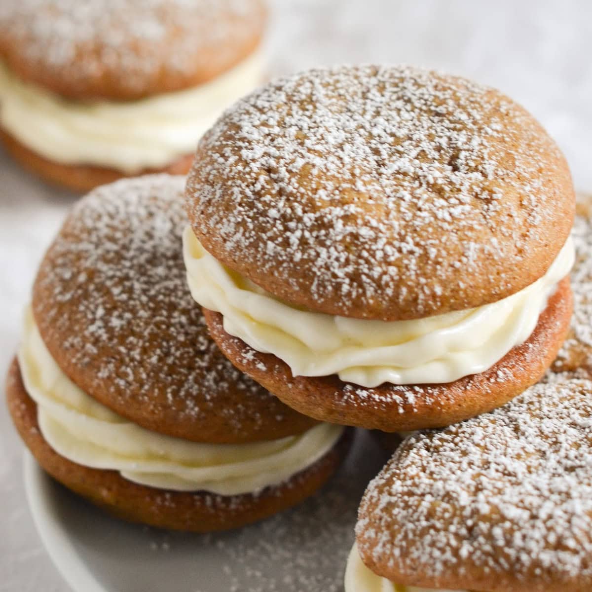 gingerbread whoopie pies featured image