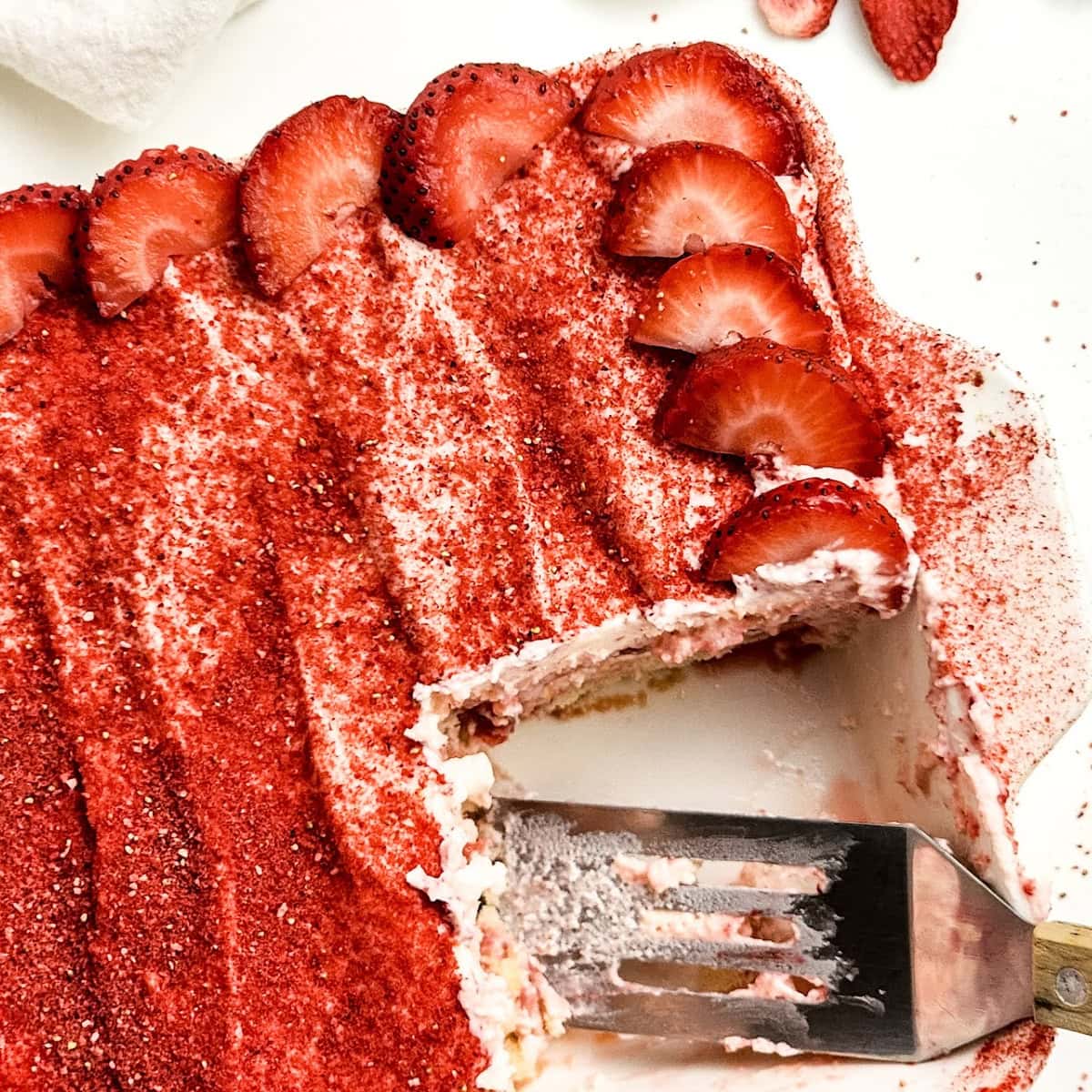 strawberry tiramisu featured image