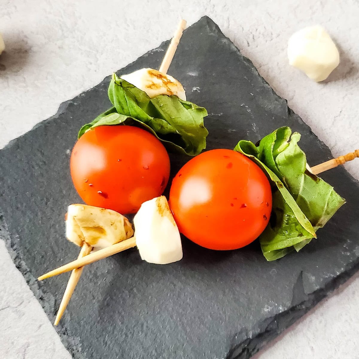 Luxurious Caprese Skewers 1 Luxurious Caprese Skewers