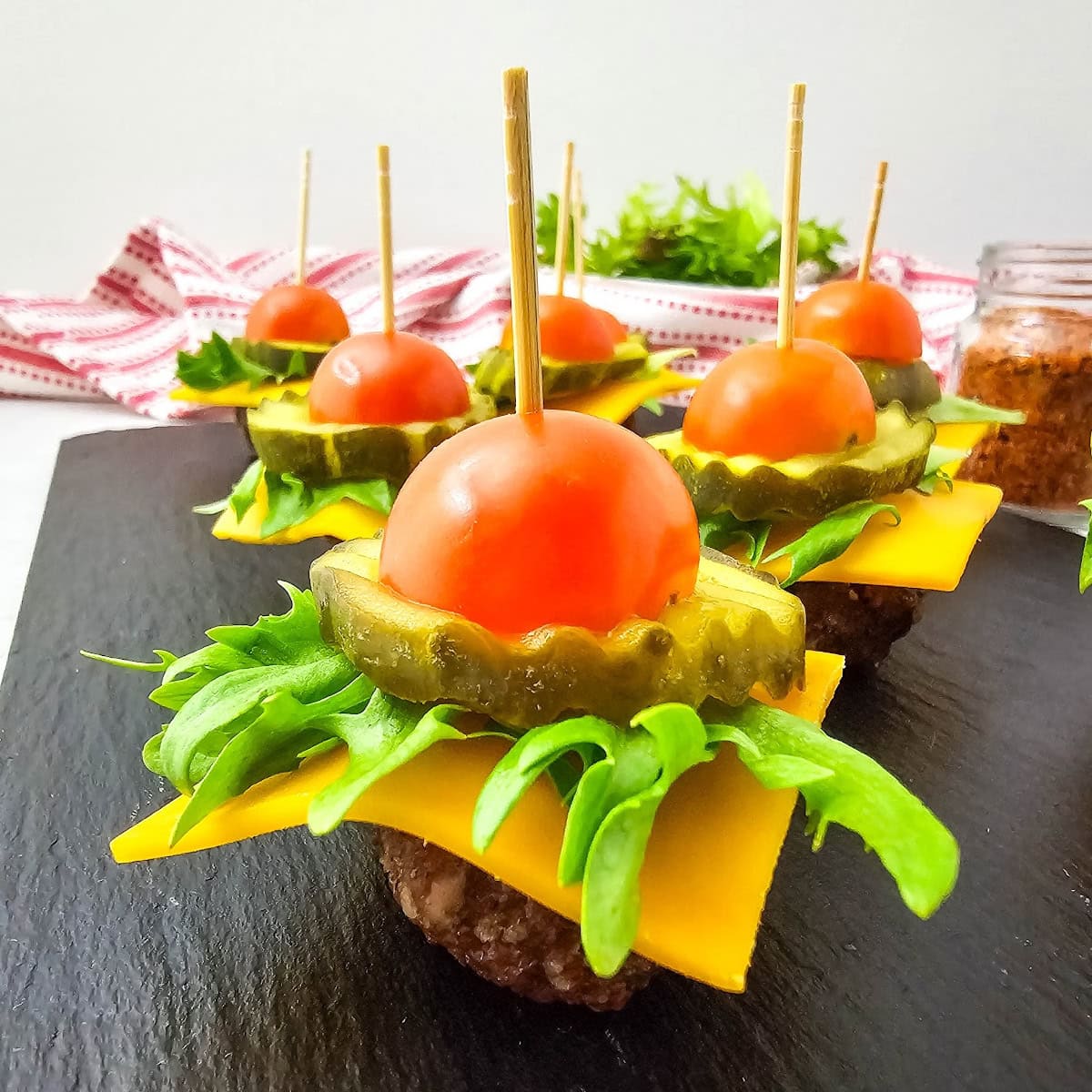 Mini Cheeseburger Bites 1 Mini Cheeseburger Bites