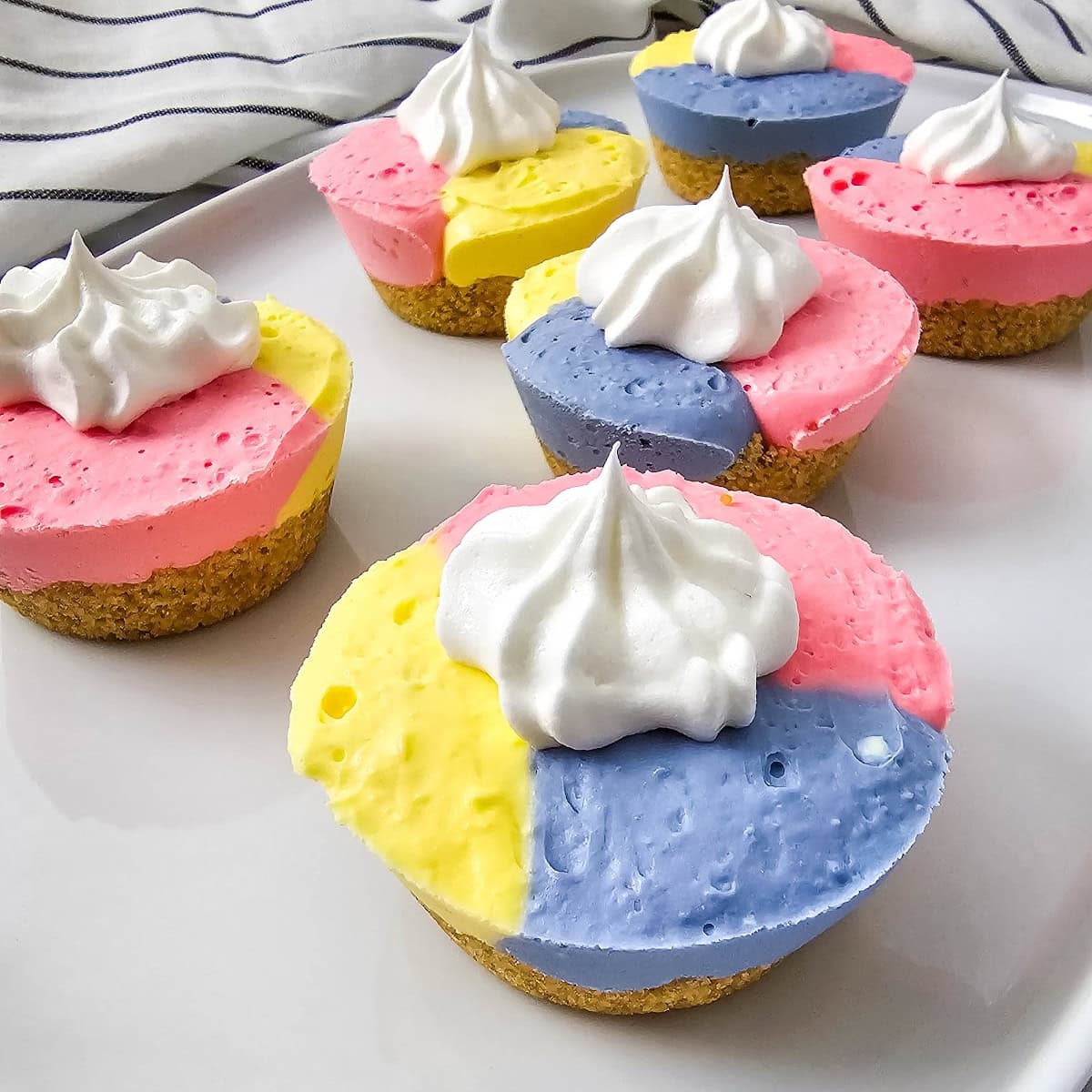 No-Bake Unicorn Cheesecake Bites