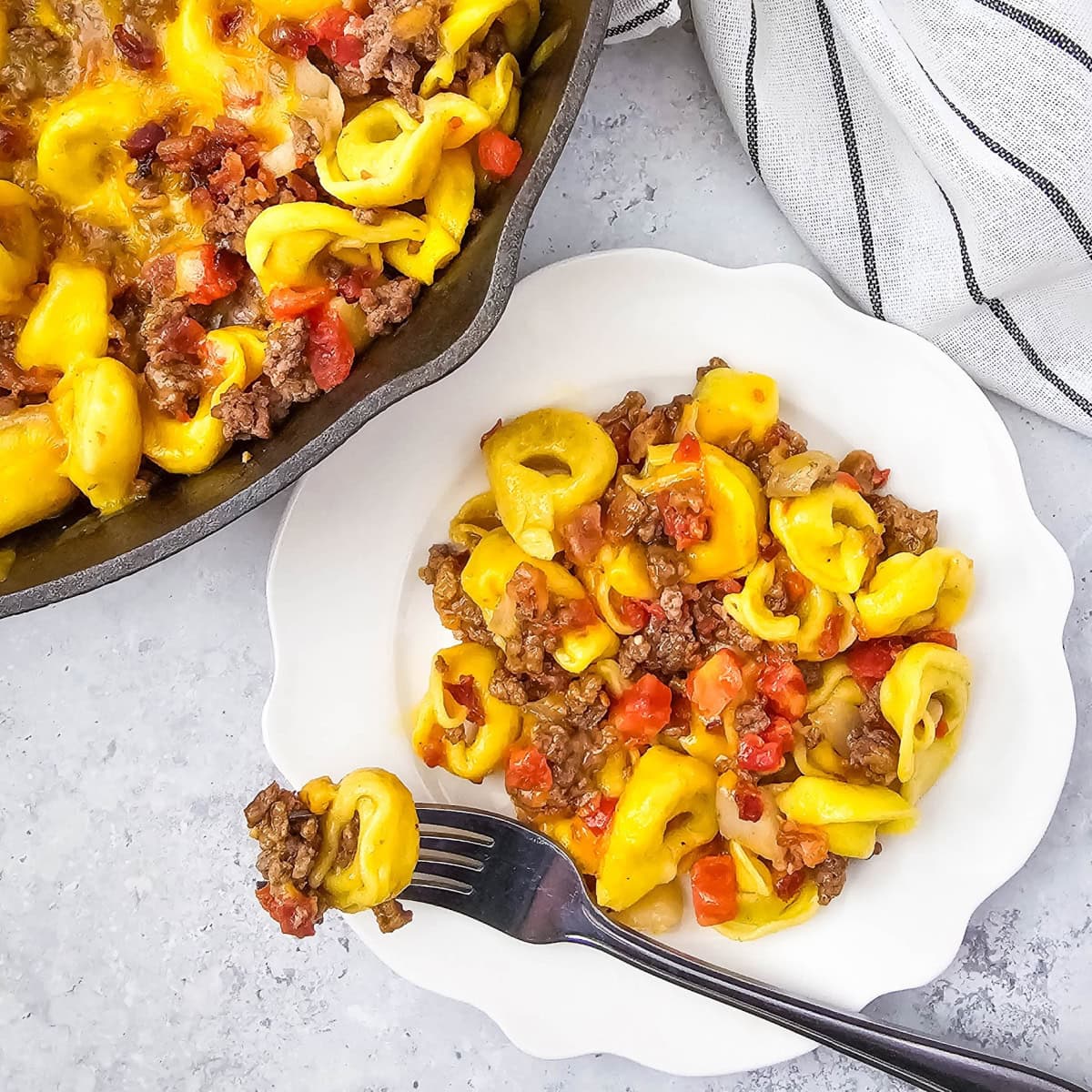 One-Pan Skillet Bacon Cheeseburger Tortellini 1 skillet bacon cheeseburger tortellini social media image