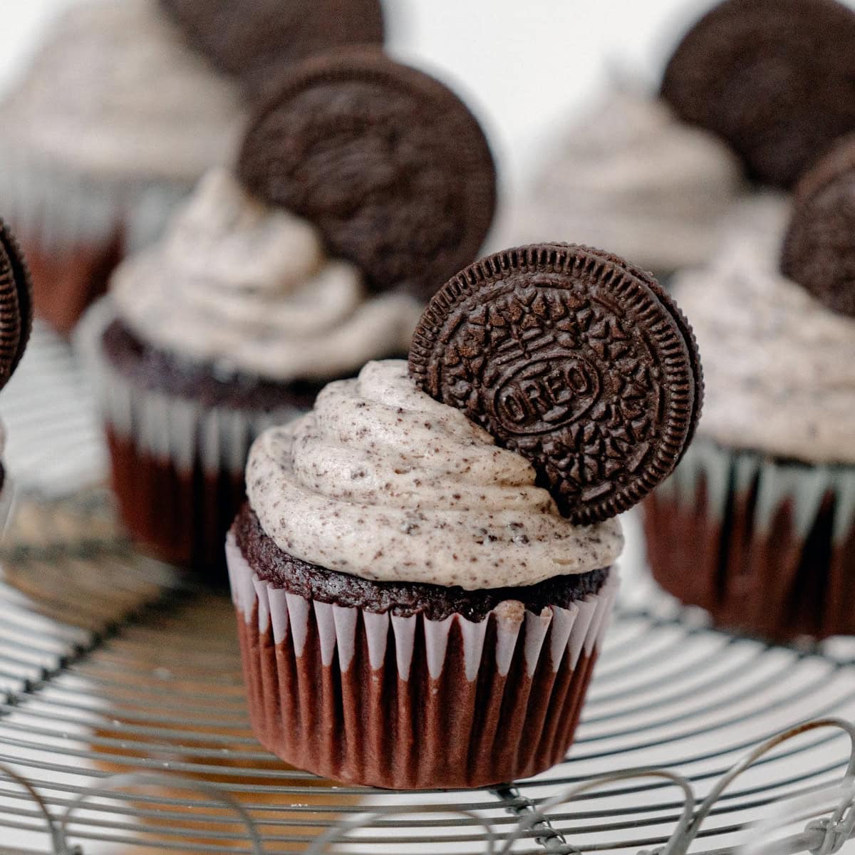 Oreo Frosting for Dessert Toppings 1 Oreo Frosting for Dessert Toppings