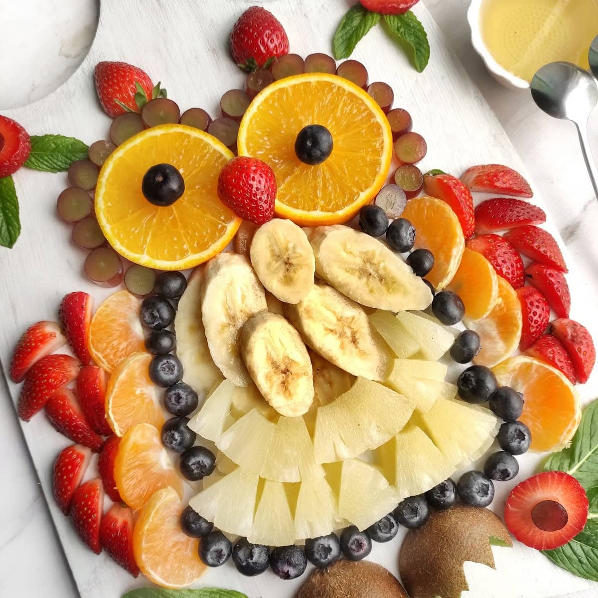 Cute Owl-Shaped Fruit Tray 1 Cute Owl-Shaped Fruit Tray