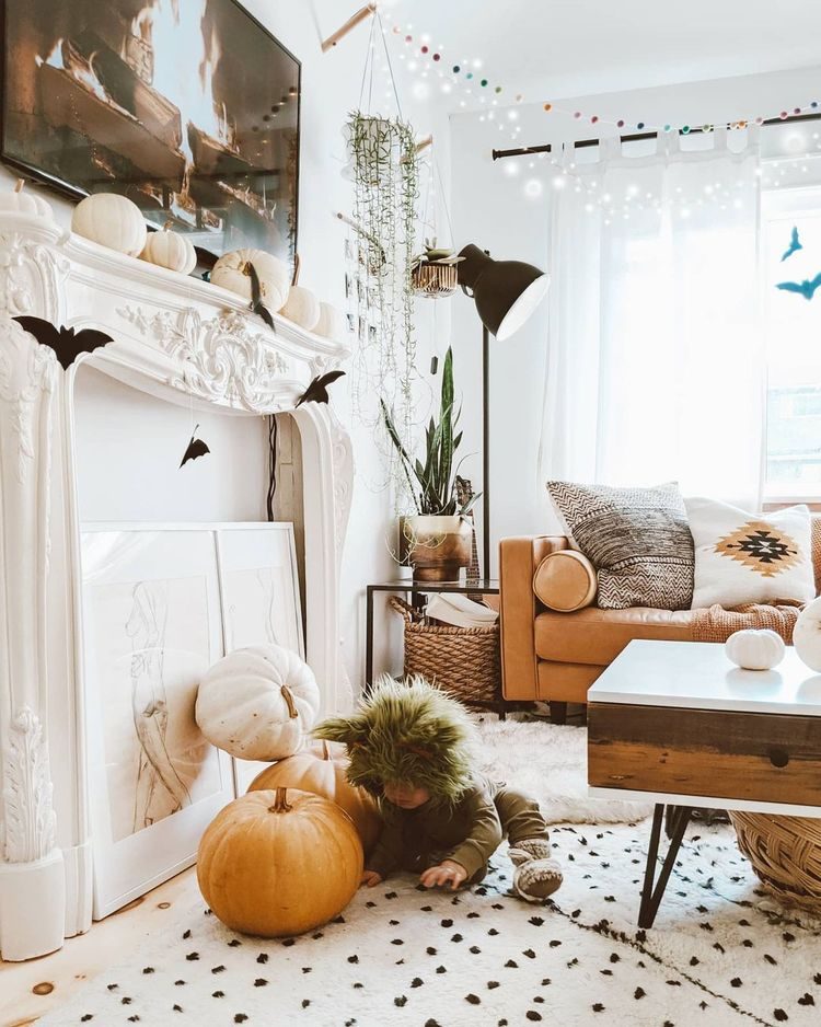 halloween mantel ideas stack pumpkins