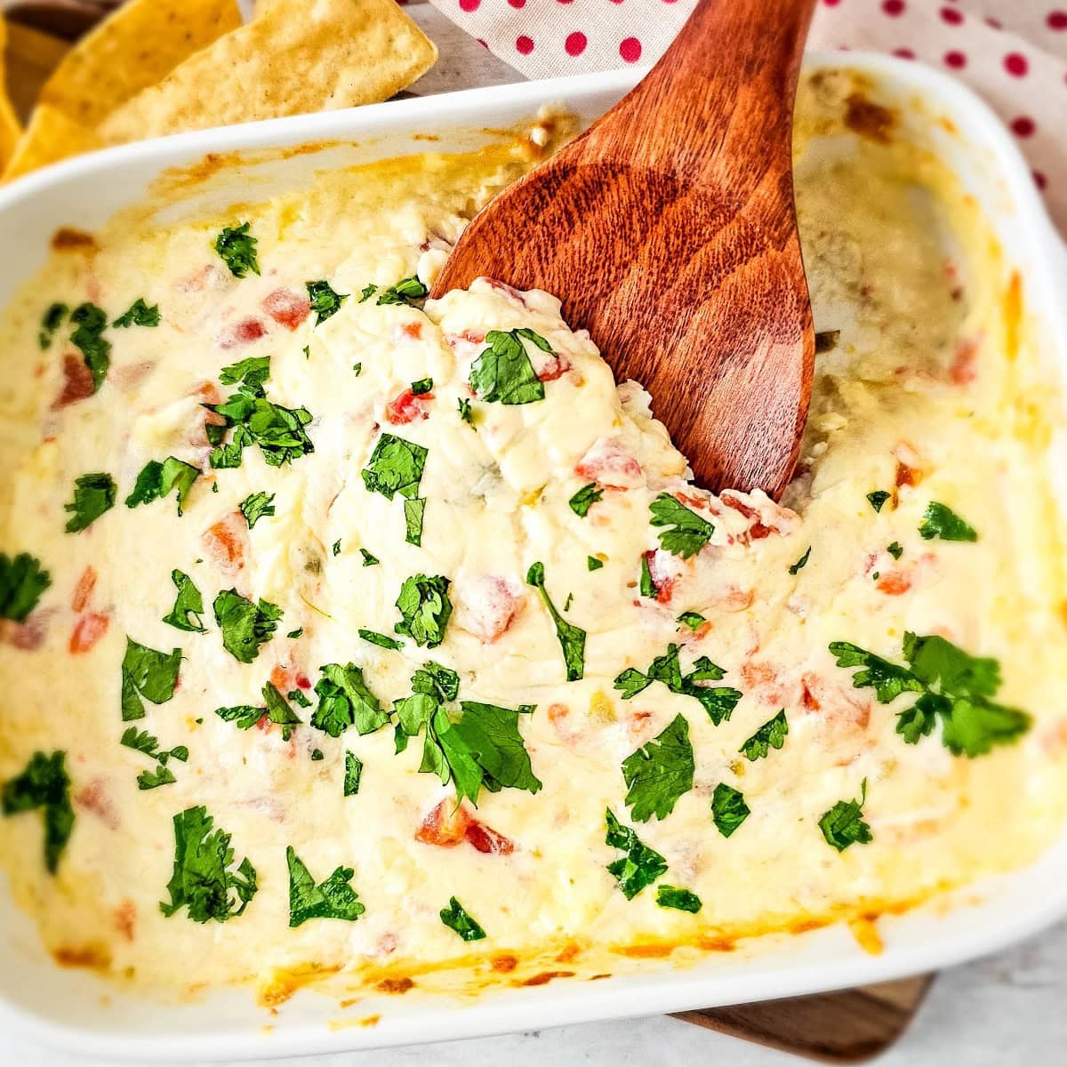 4-Ingredient Oven-Baked Queso Dip 1 4-Ingredient Oven-Baked Queso Dip