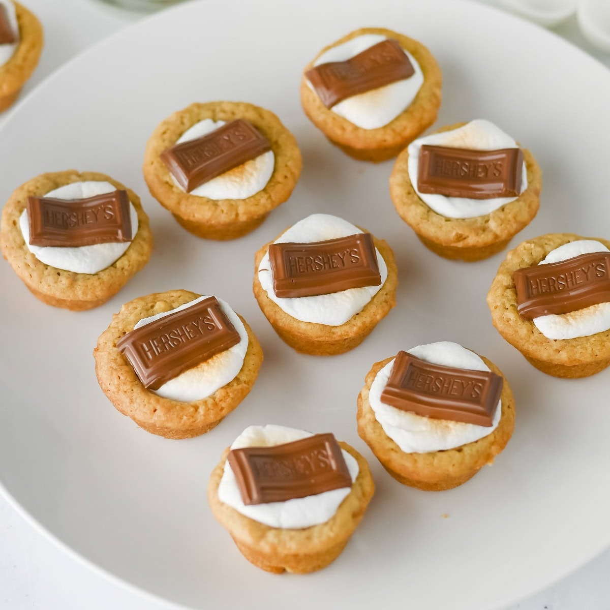 S’mores Cookie Cups 1 smores cookie cups featured image