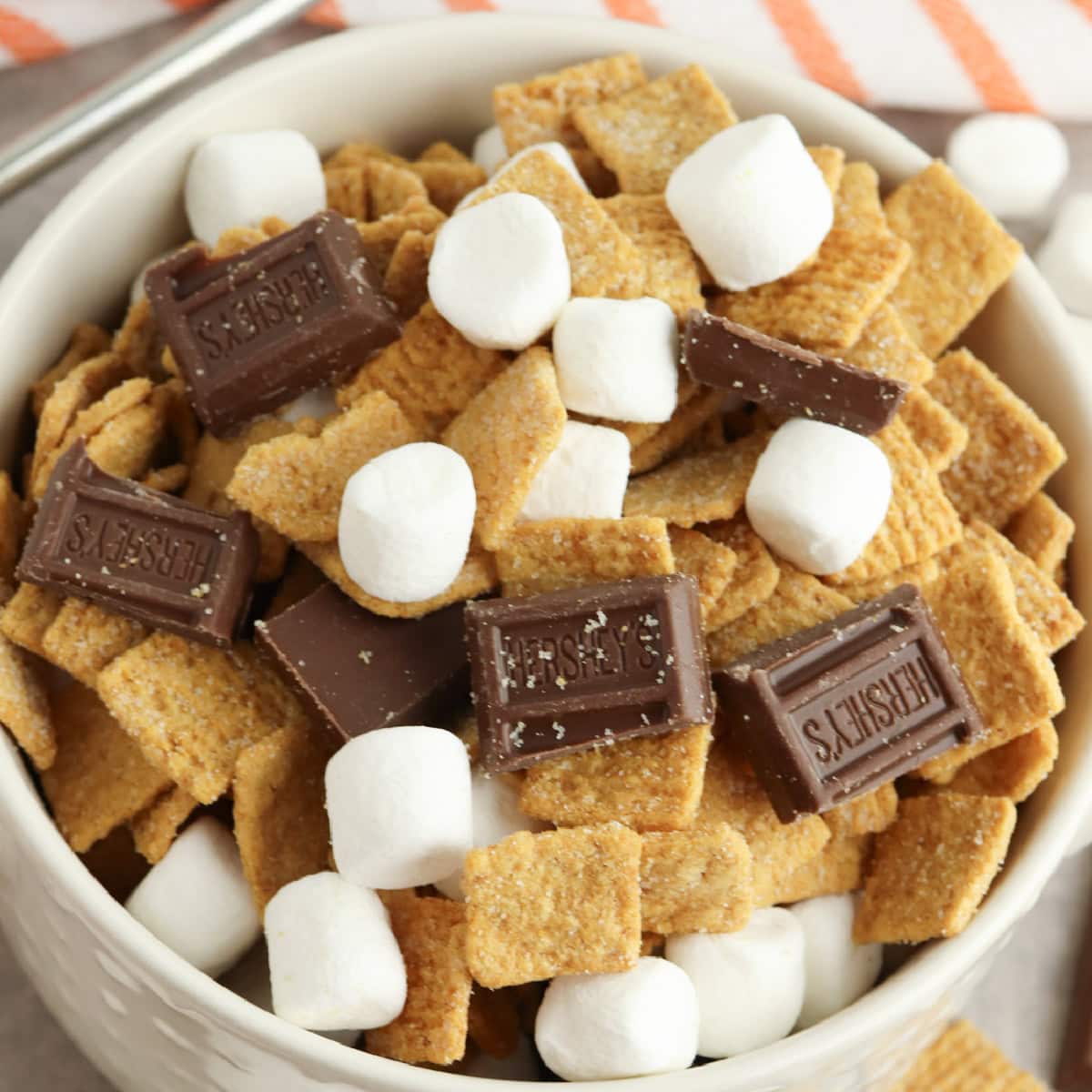Easiest S’mores Snack Mix 1 Easiest S’mores Snack Mix
