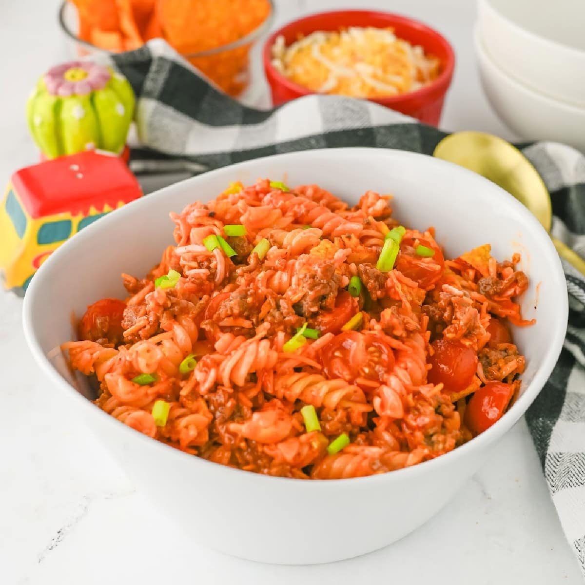 Cheesy Taco Pasta Salad with Catalina Dressing 1 taco pasta salad featured image