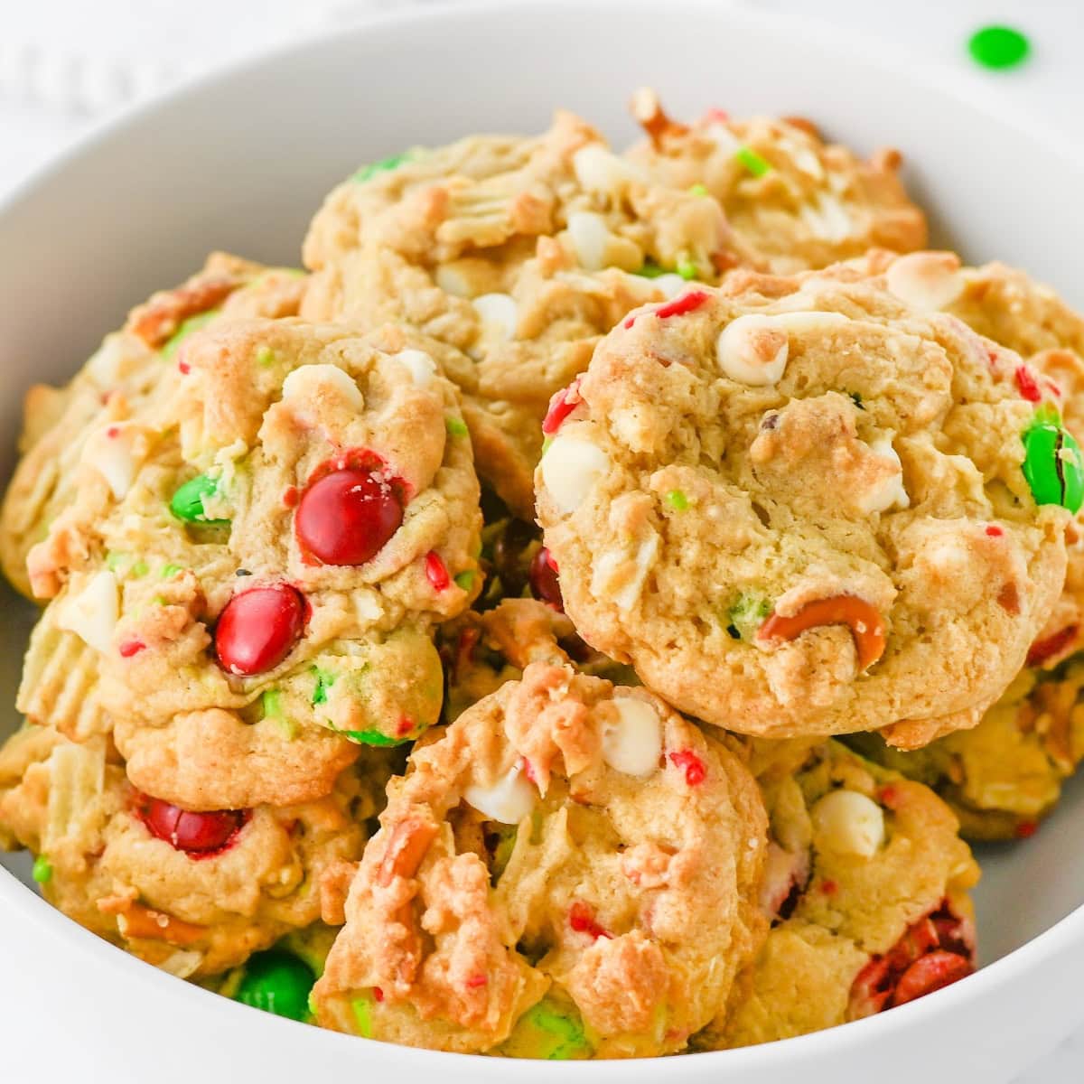 Christmas Kitchen Sink Cookies 1 christmas kitchen sink cookies featured image